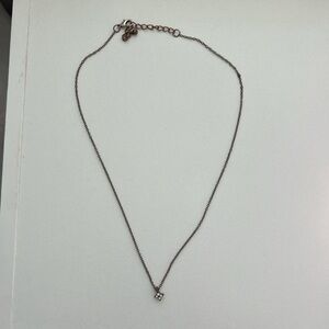 Elegant Gold Necklace with Pendant